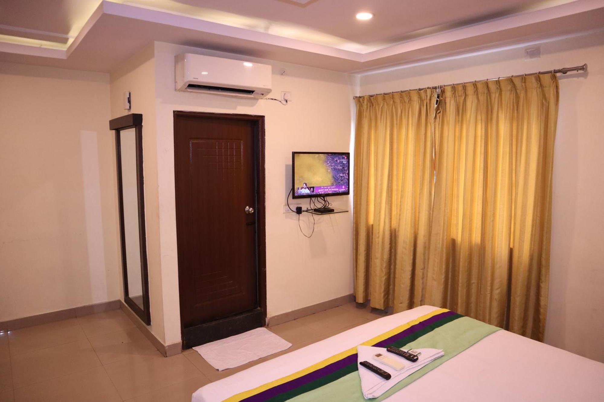 Millennium Plaza Otel Kammasandra Dış mekan fotoğraf