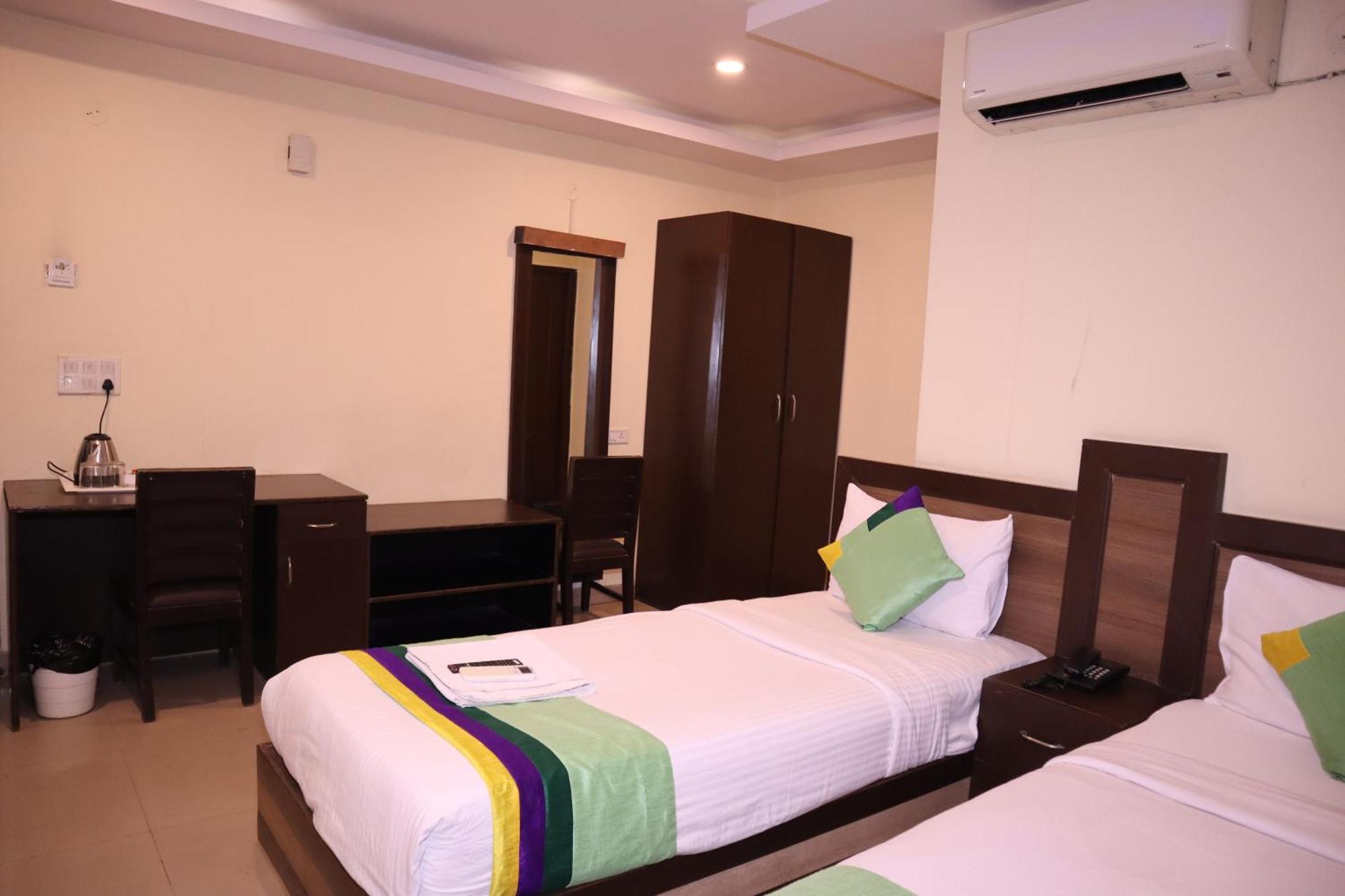 Millennium Plaza Otel Kammasandra Dış mekan fotoğraf