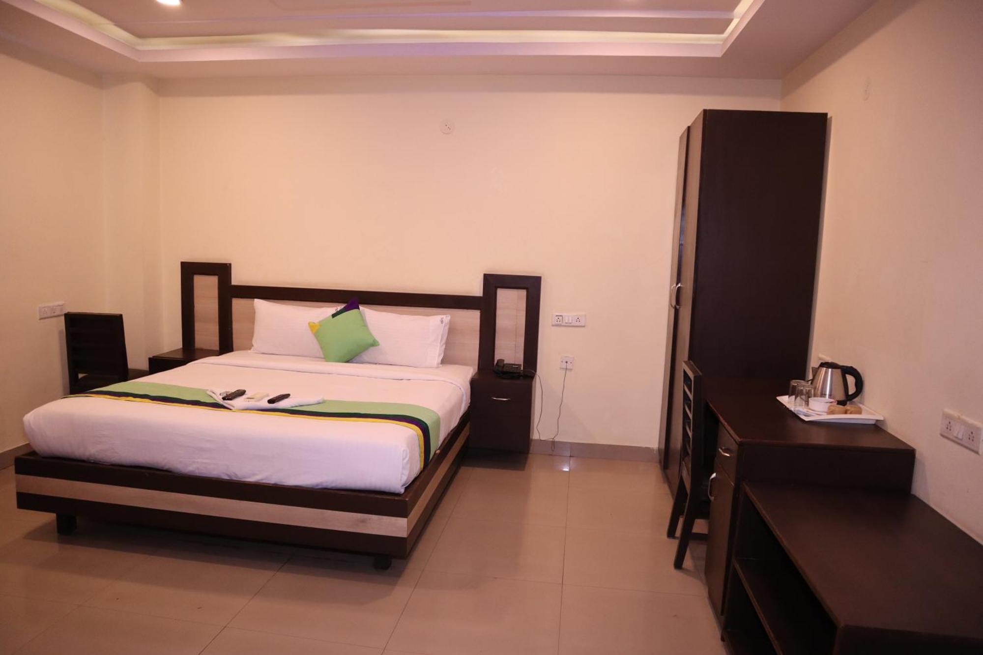 Millennium Plaza Otel Kammasandra Dış mekan fotoğraf