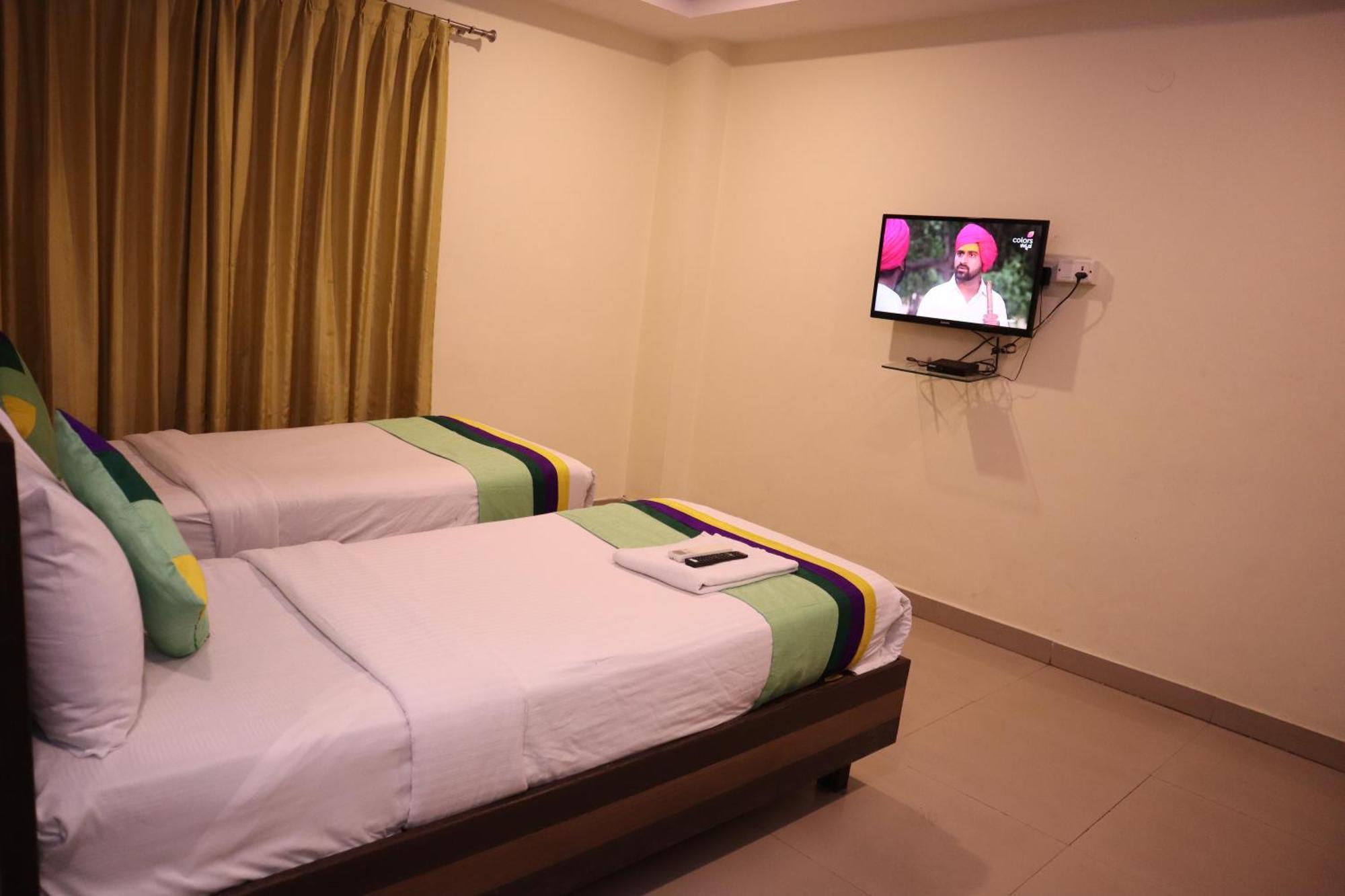 Millennium Plaza Otel Kammasandra Dış mekan fotoğraf