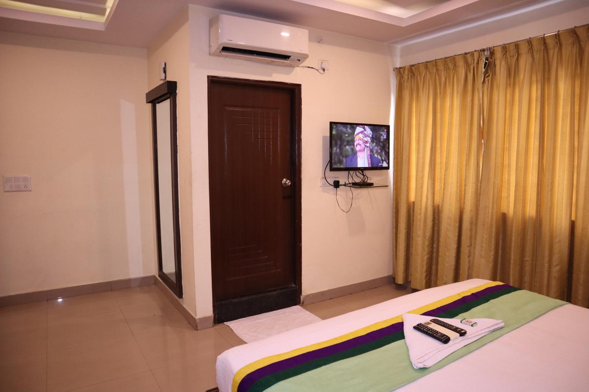 Millennium Plaza Otel Kammasandra Dış mekan fotoğraf